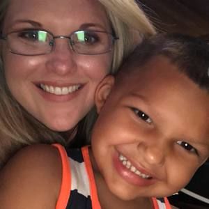 Meet your Posher, Carla